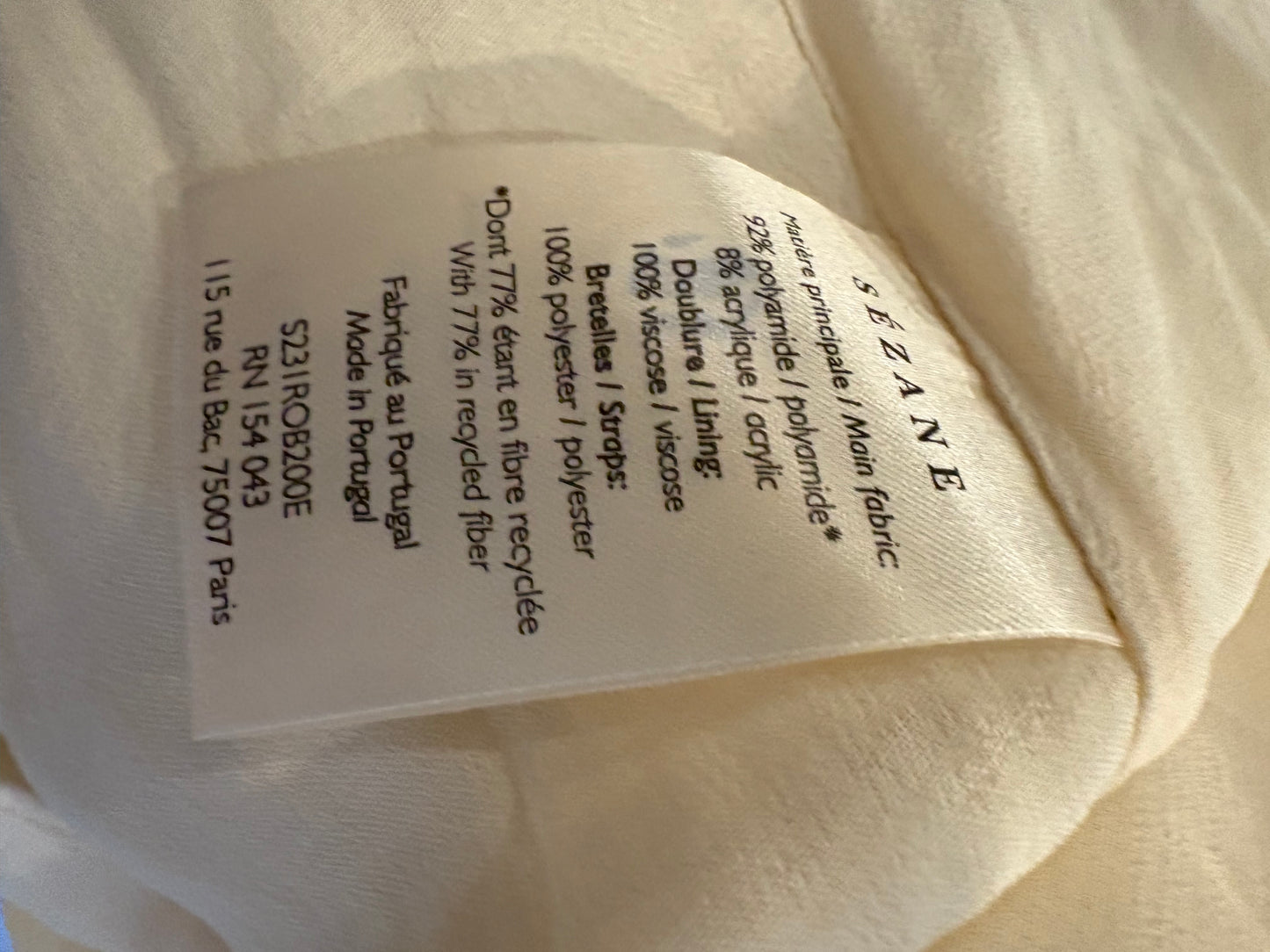 SÉZANE EDITIONS. Vestido corto textura