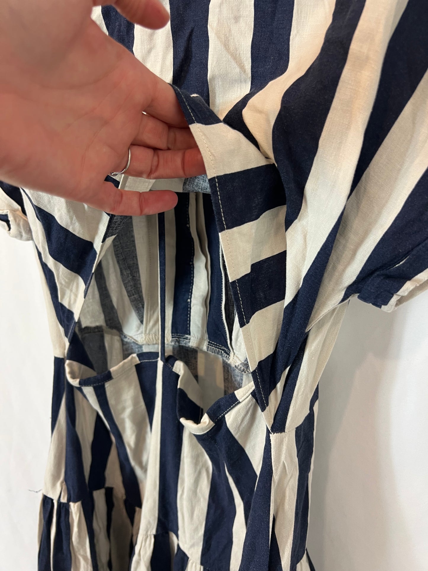 ZARA. Vestido rayas detalle espalda T.s