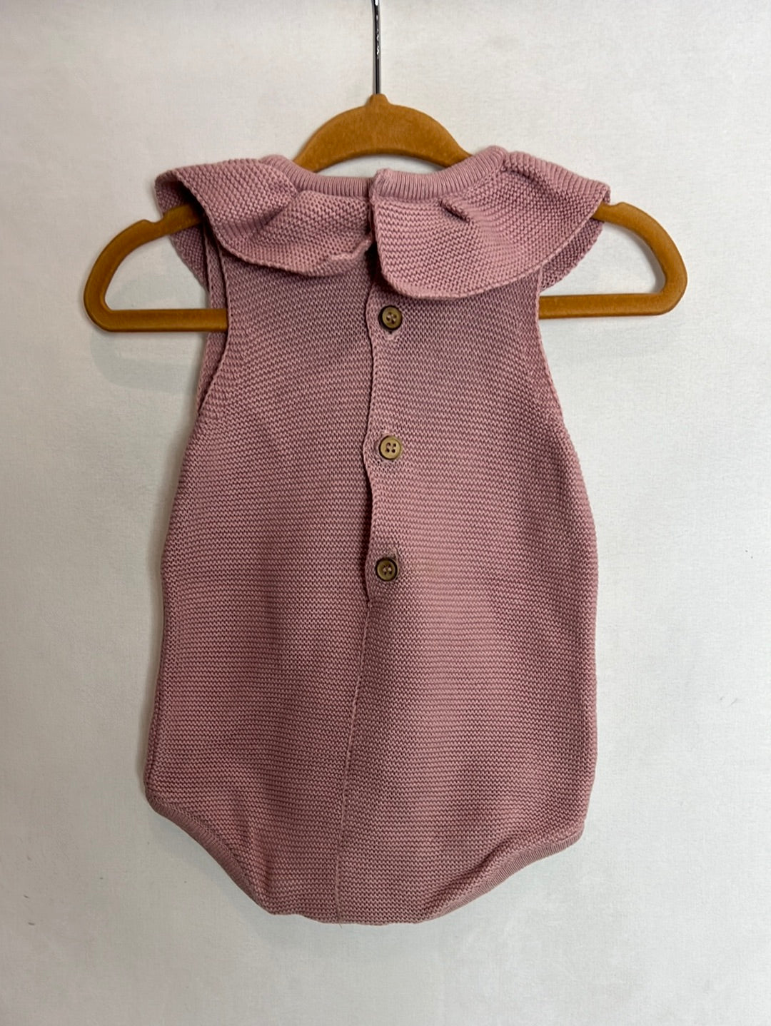 NECK&NECK. Pink knitted romper. Size 0-3 months