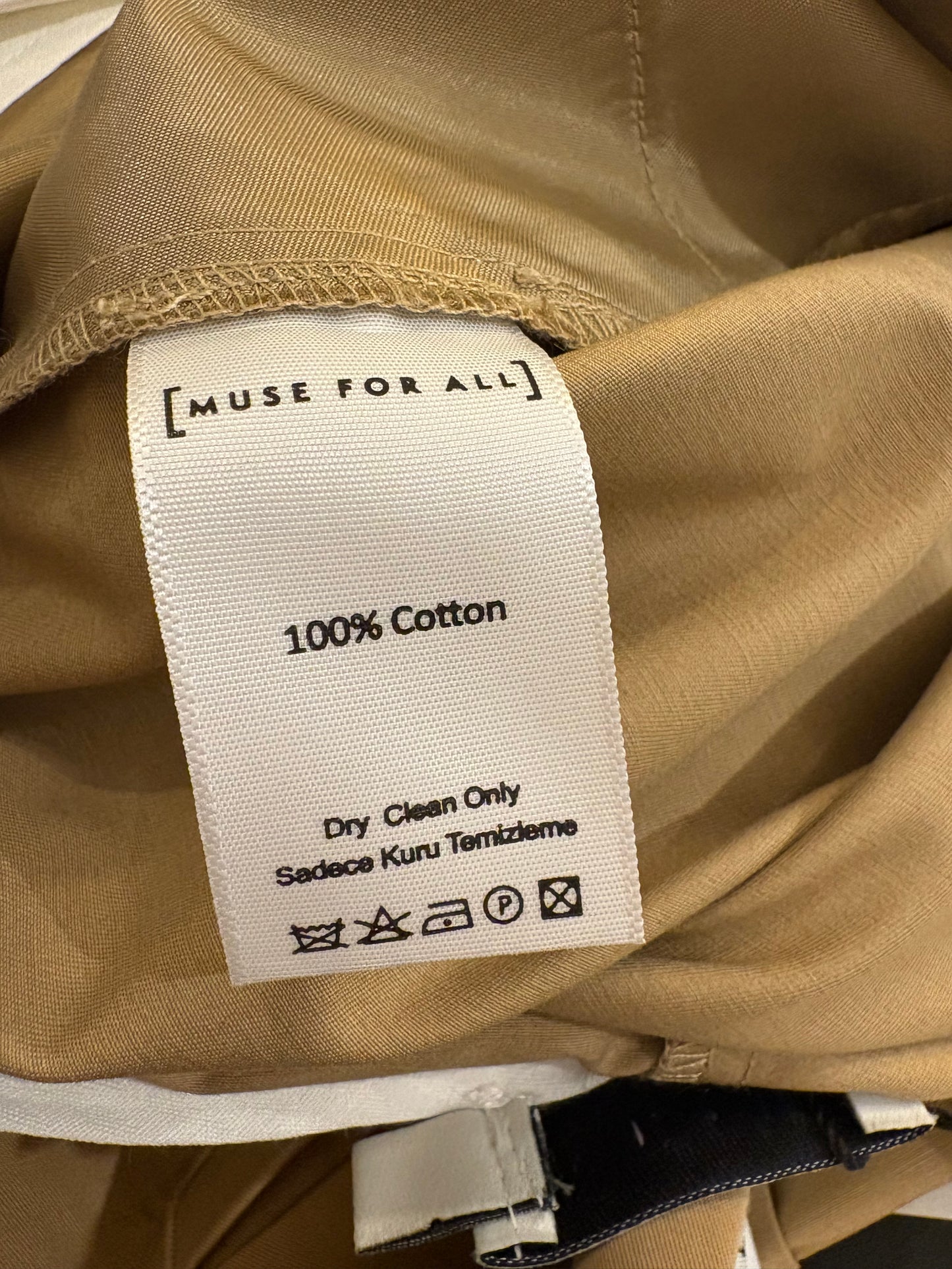 MUSE FOR ALL. Pantalón beige pinzas