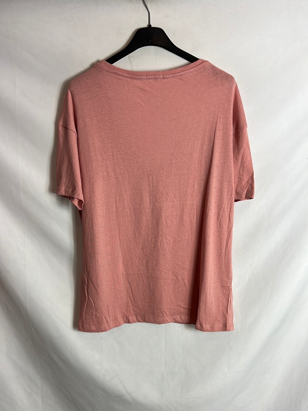 OTHERS. Pink V-neck T-shirt. TM