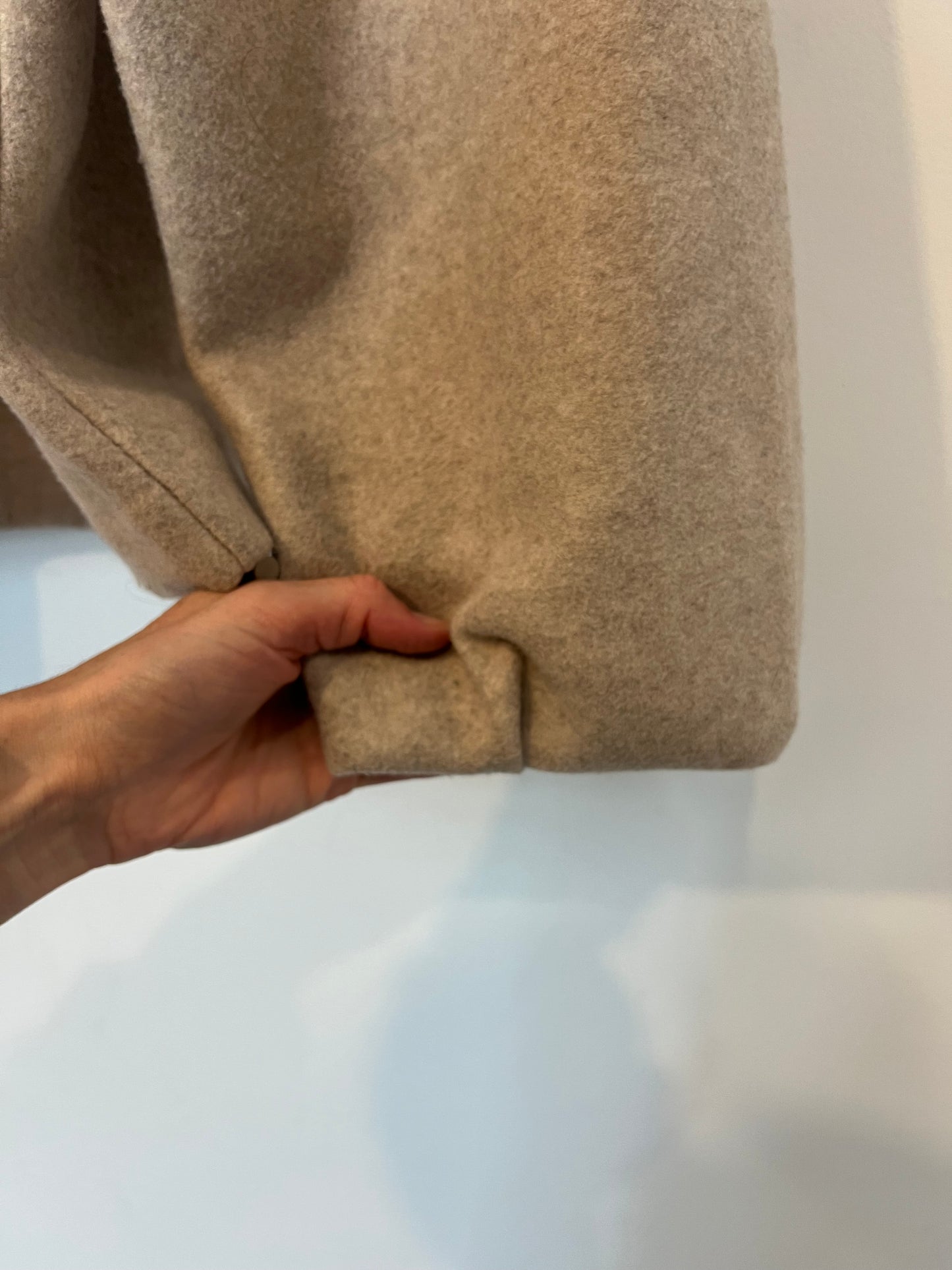 ZARA. Chaqueta beige jaspeada