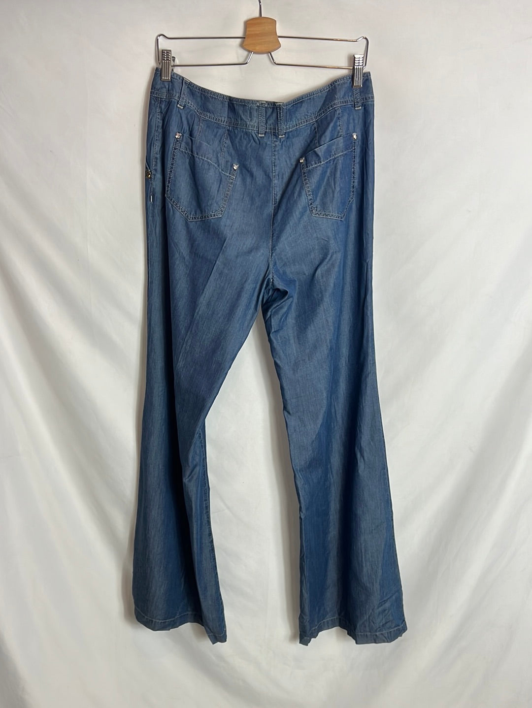 2MAGGIO. Flowy wide leg denim. T 46