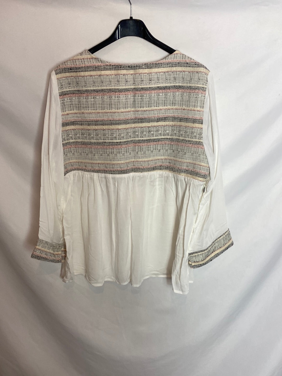 ANANY. Sobre camisa detalle ético. T.M/L