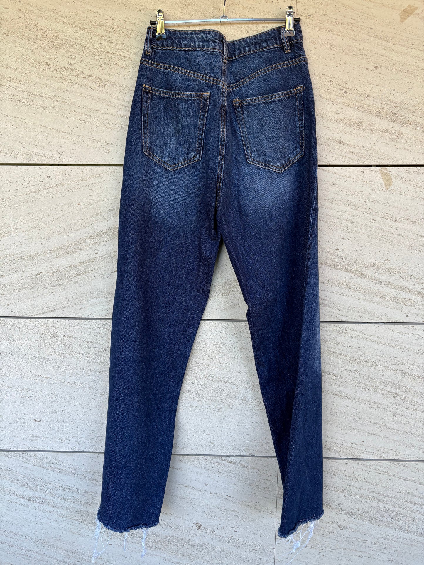 MANGO. Denim recto pata ancha. T 36