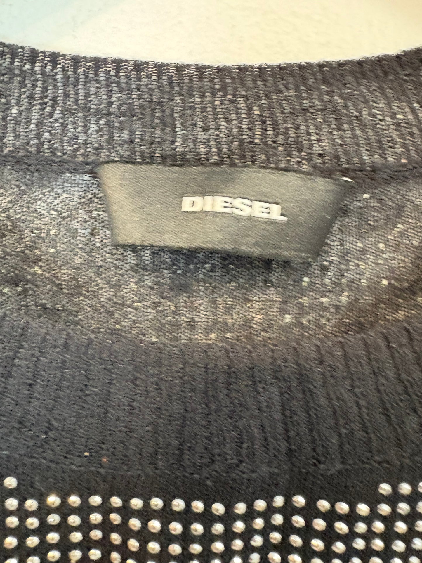 DIESEL. Top negro tachuelas T.xs