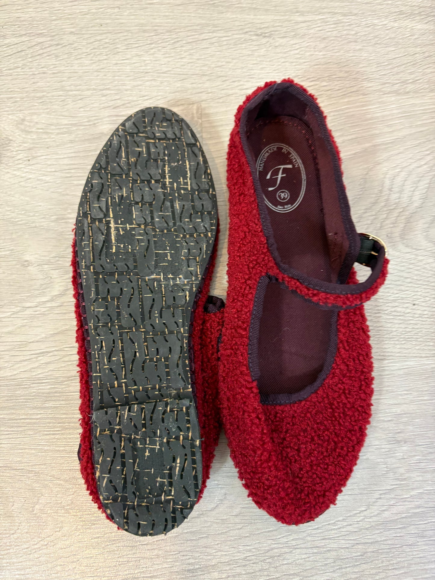 FABELUS. Bailarinas burdeos rizo