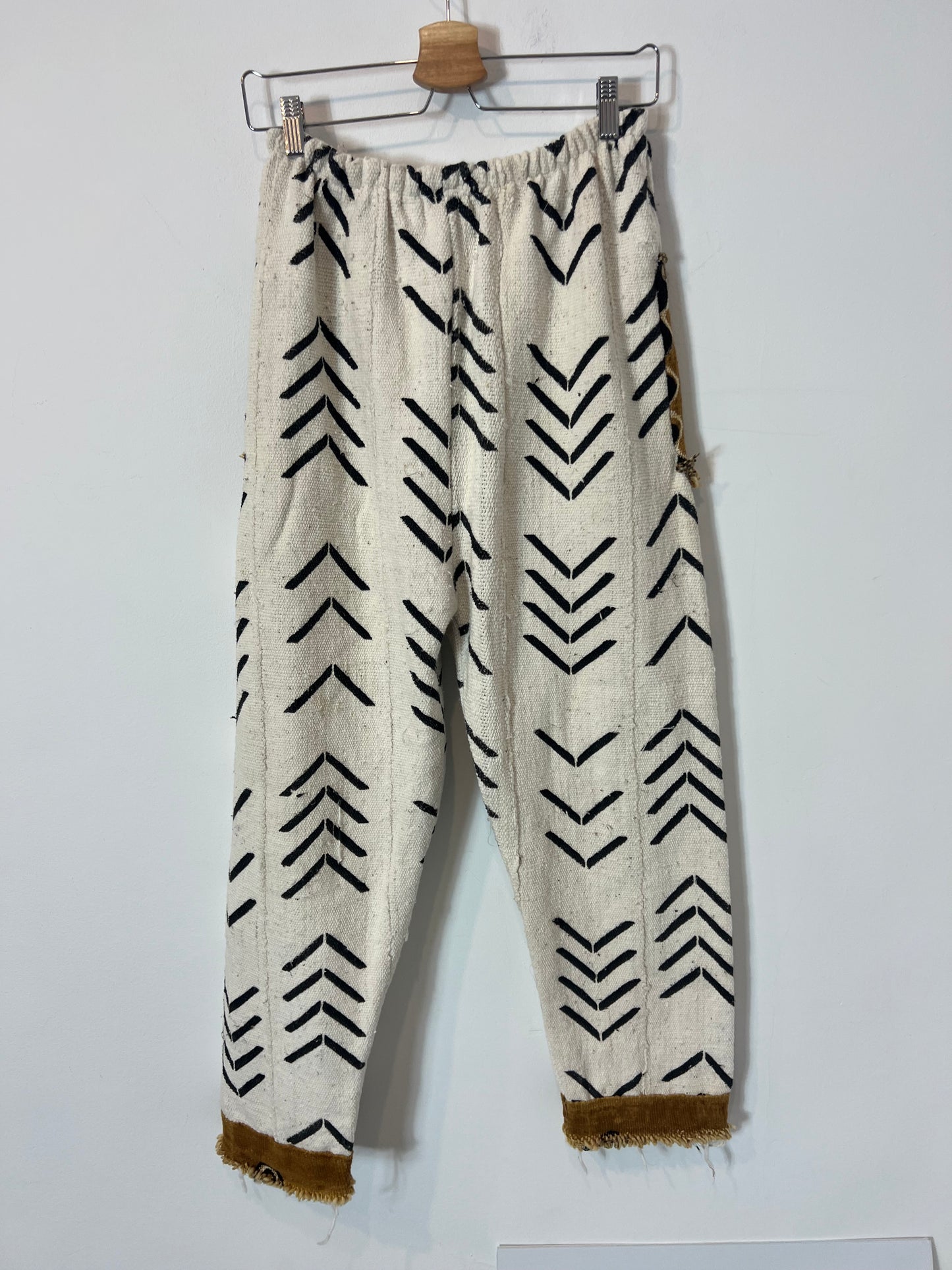 OTRAS. Pantalón textura estampado TU(s)