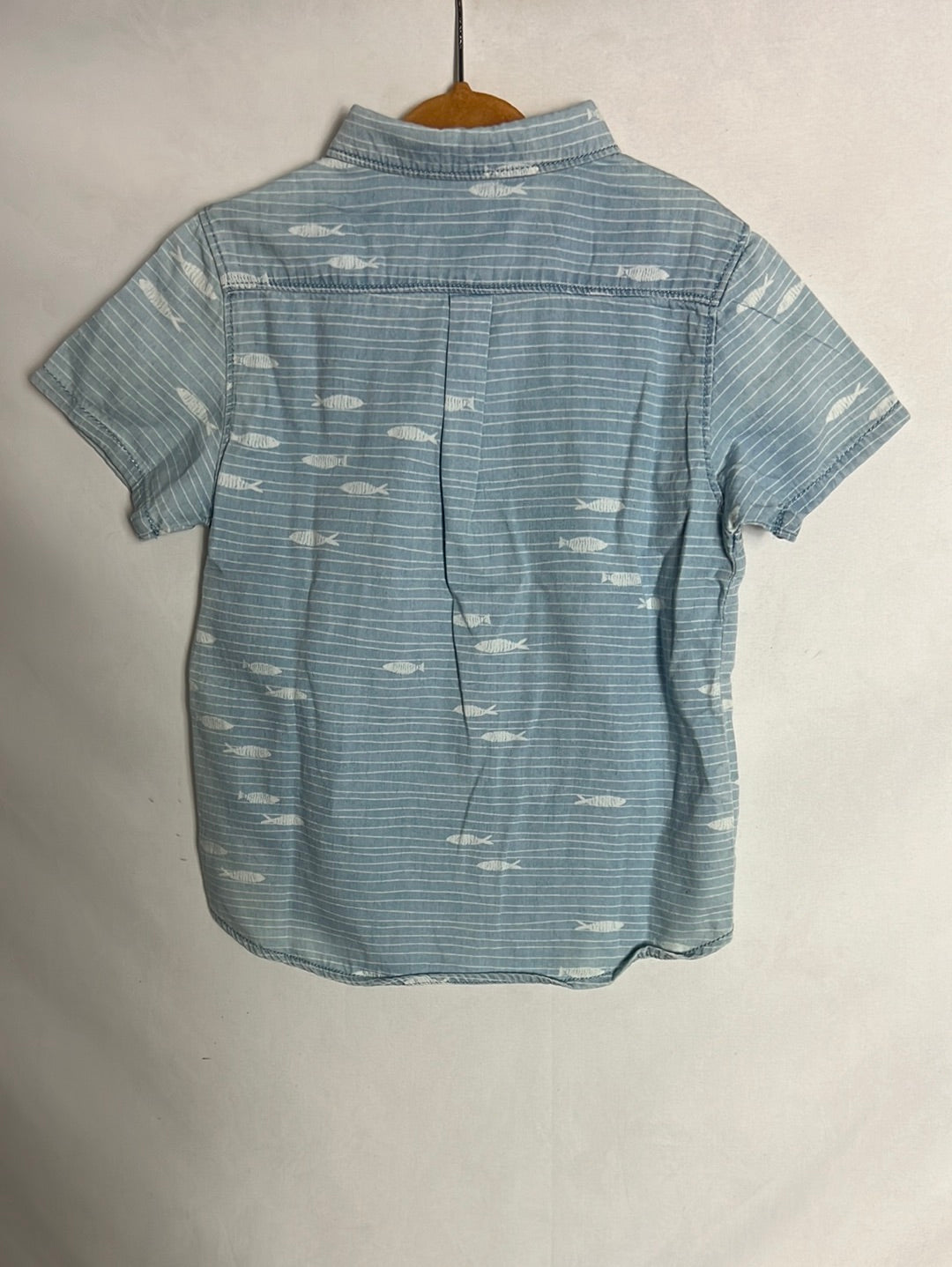 ZARA. Camisa manga corta peces. T 4-5 años
