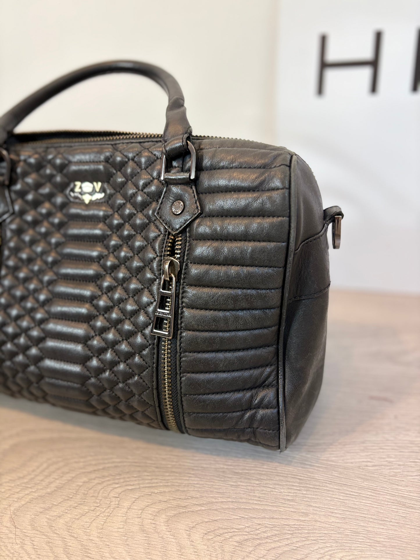 ZADIG&VOLTAIRE. Bolso negro piel