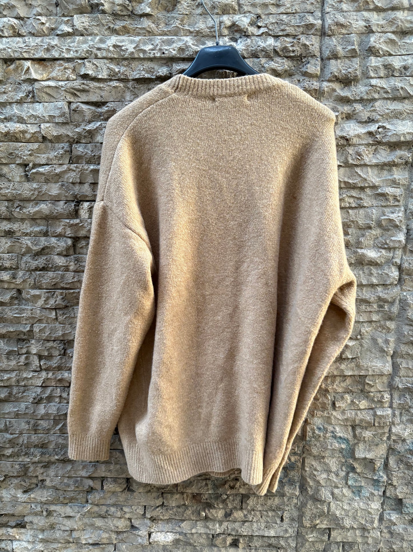 ZARA. Cárdigan camel botones