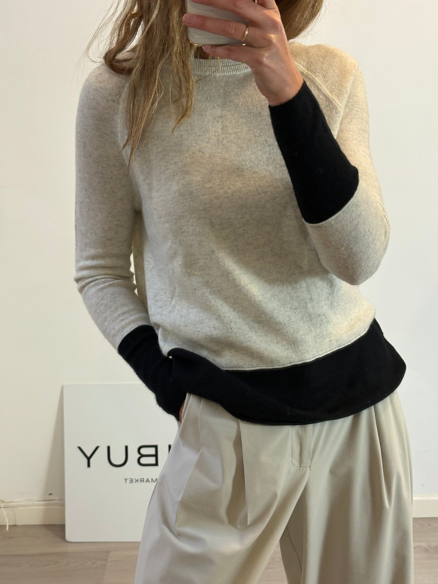 VINCE. Jersey cashemre jaspeado