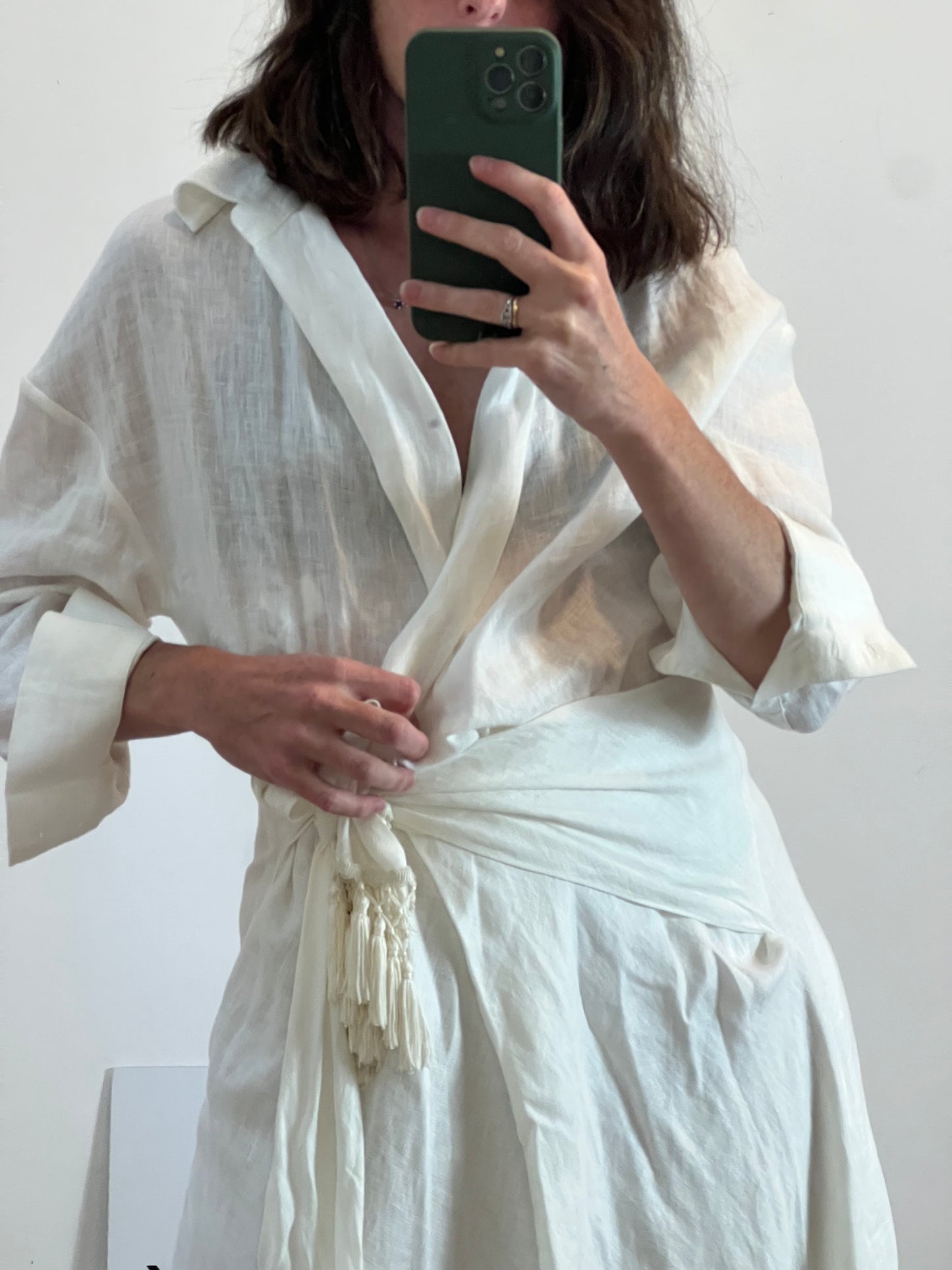 ZARA. Vestido lino cruzado flecos. T XS