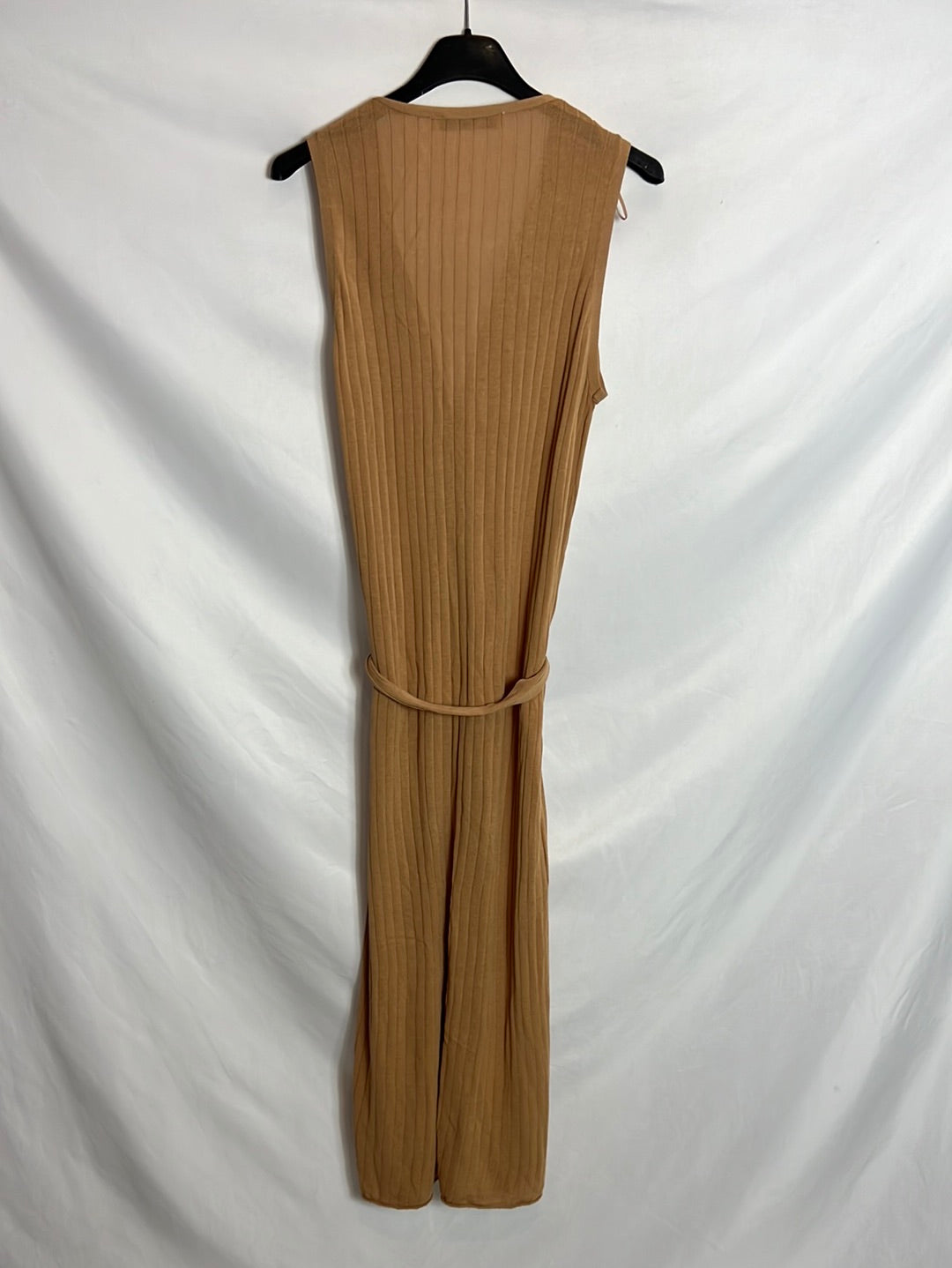 ZARA. Vestido/chaleco canalé camel. T S
