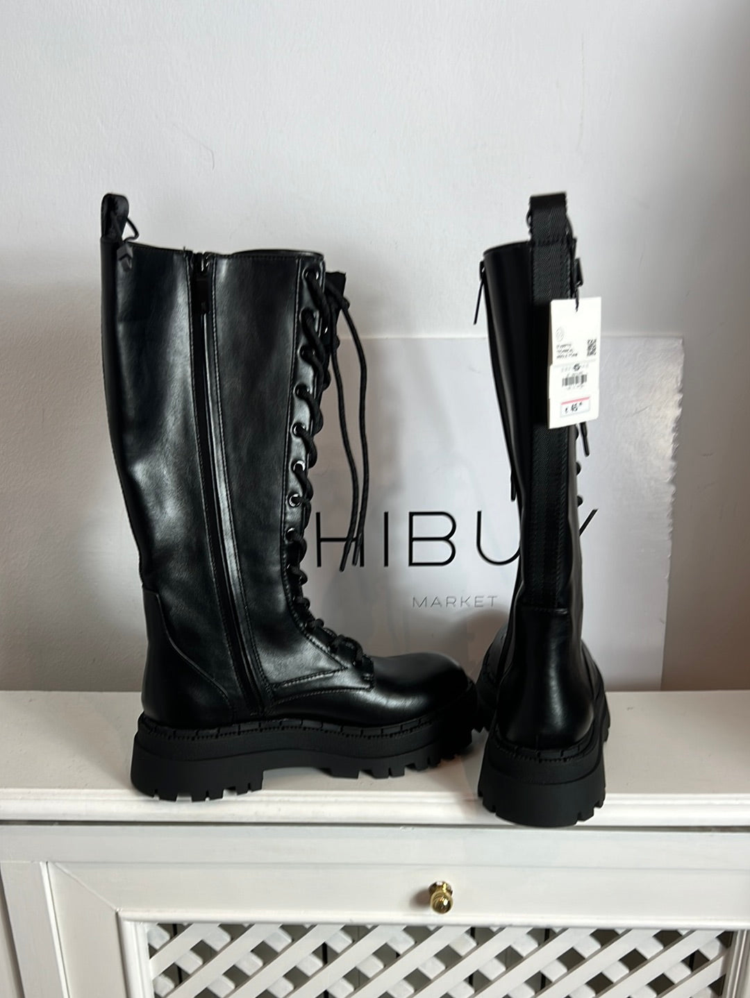 ZARA. Bota alta militar cordones. T 39