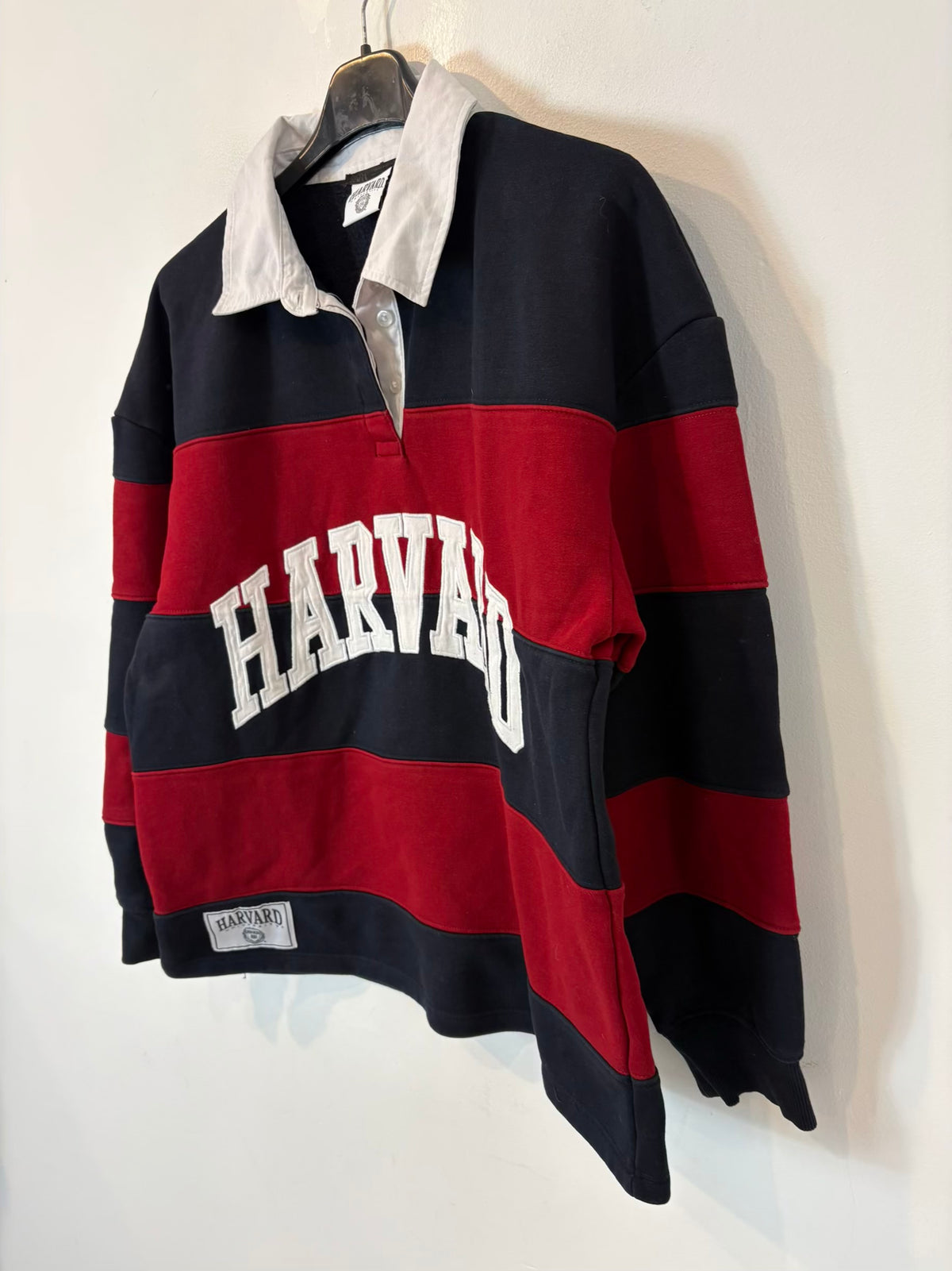 ZARA. Sudadera Harvard logo