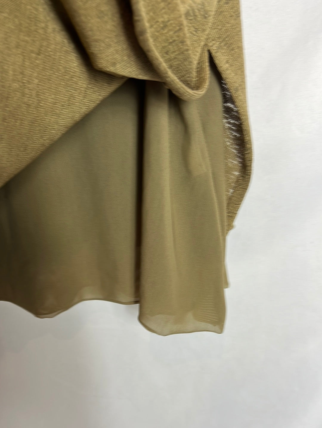 ZARA. Top verde jaspeado doble capa. T S