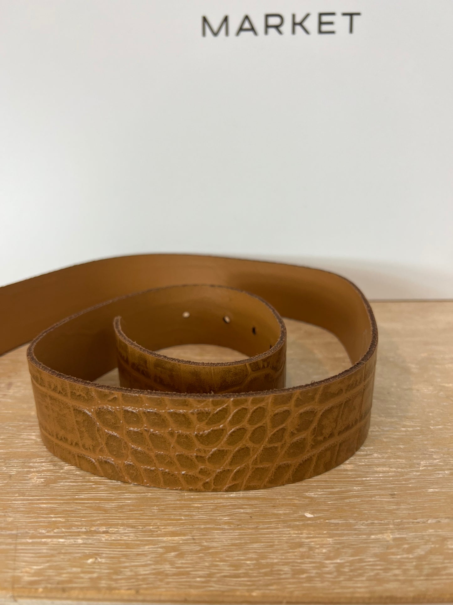 OTRAS. Cinturon piel tortuga. T 90cm