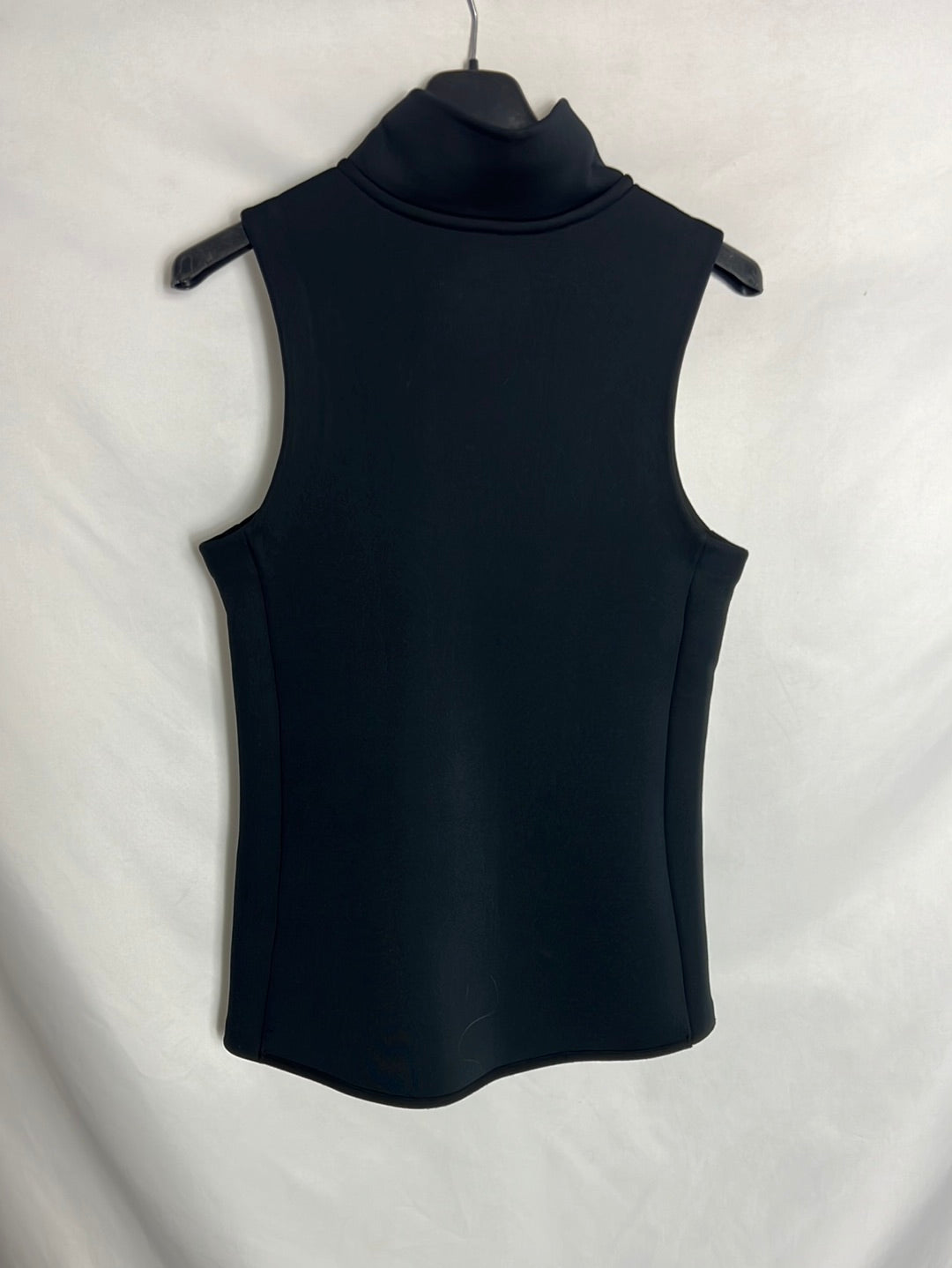 NIKE. Chaleco negro neopreno. T S