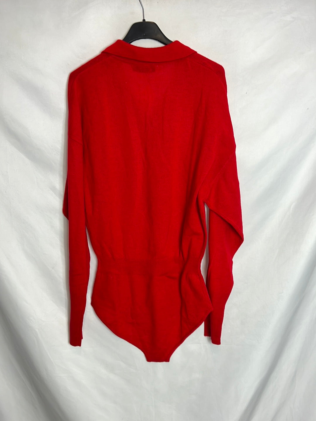 ZARA. Red buttoned wool bodysuit. TM