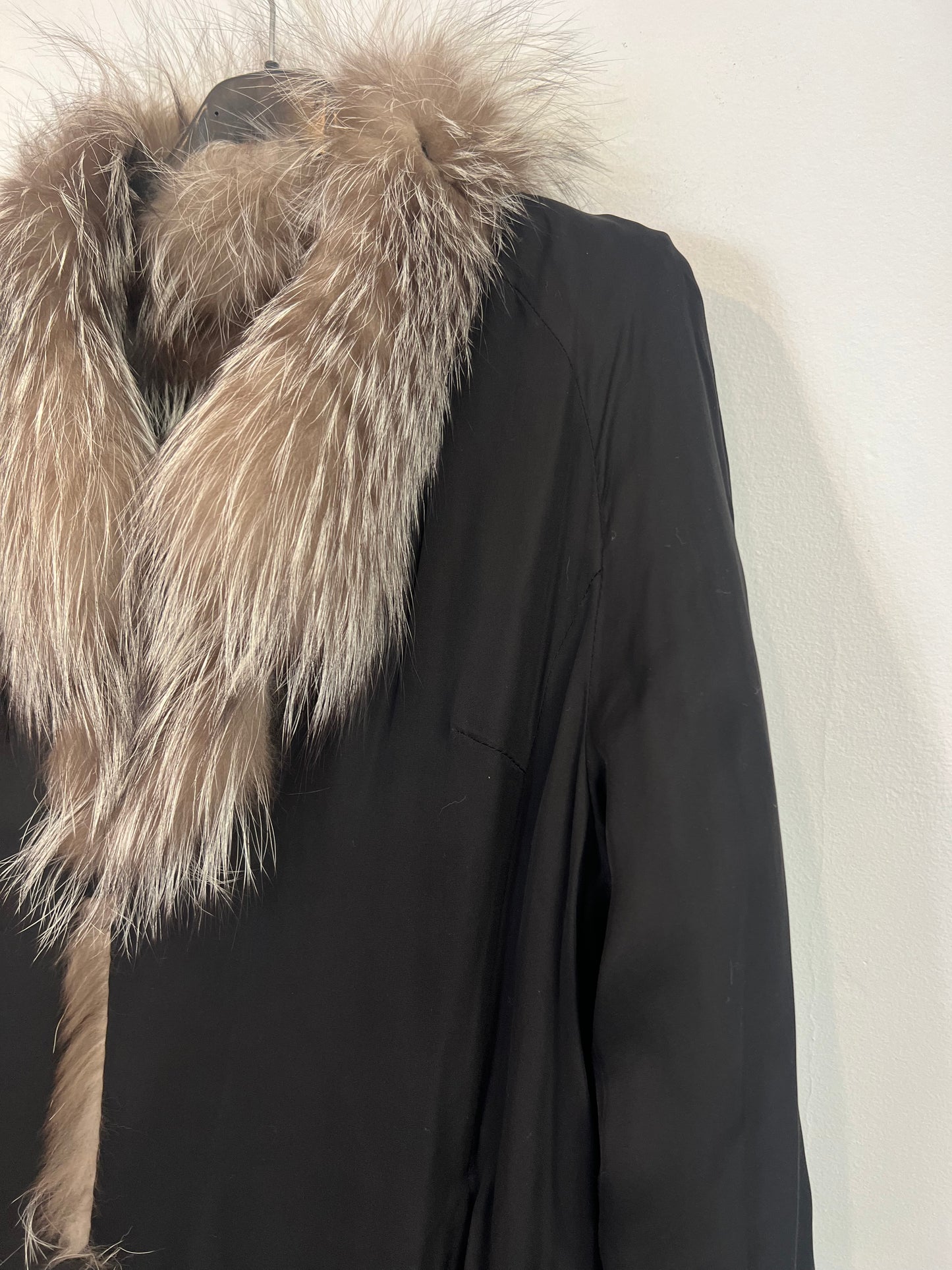 OTRAS. Abrigo pelo natural. T S