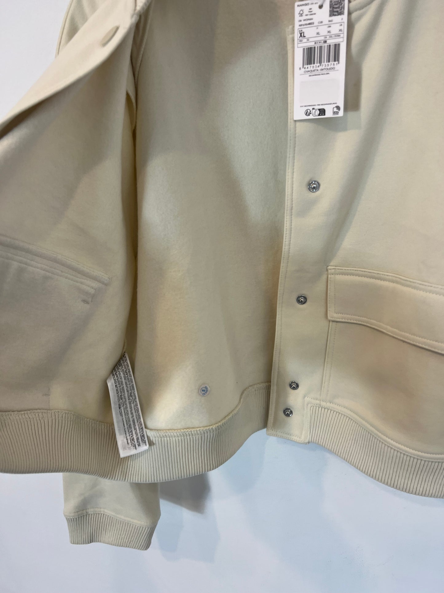 MANGO. Chaqueta crudo botones. T XL