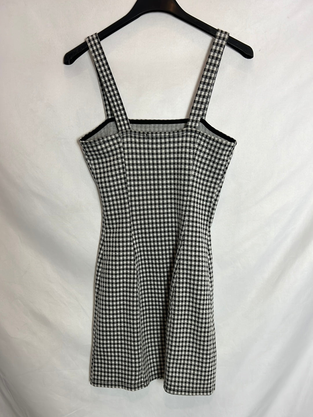 BERSHKA. Short stretch gingham dress. XS