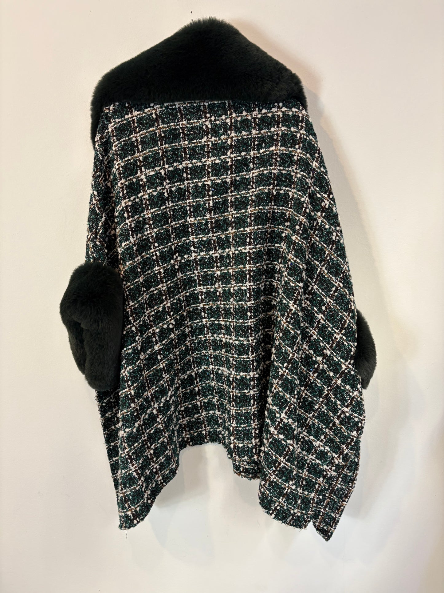 CHERRIES. Flowy purple top. Size XL