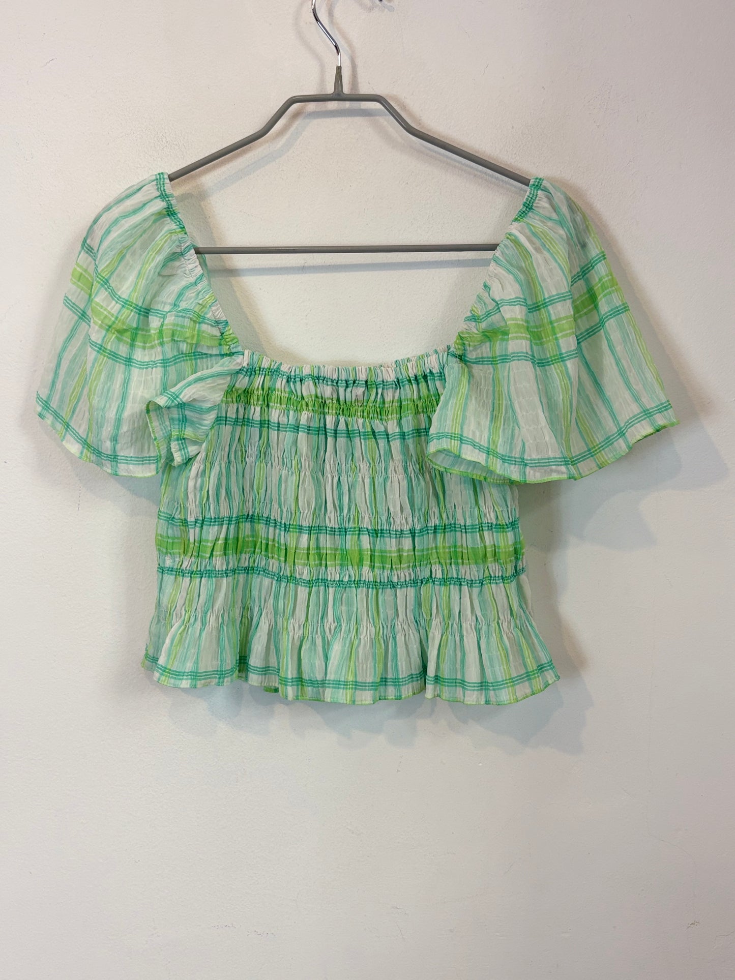 ZARA. Top verde fruncidos