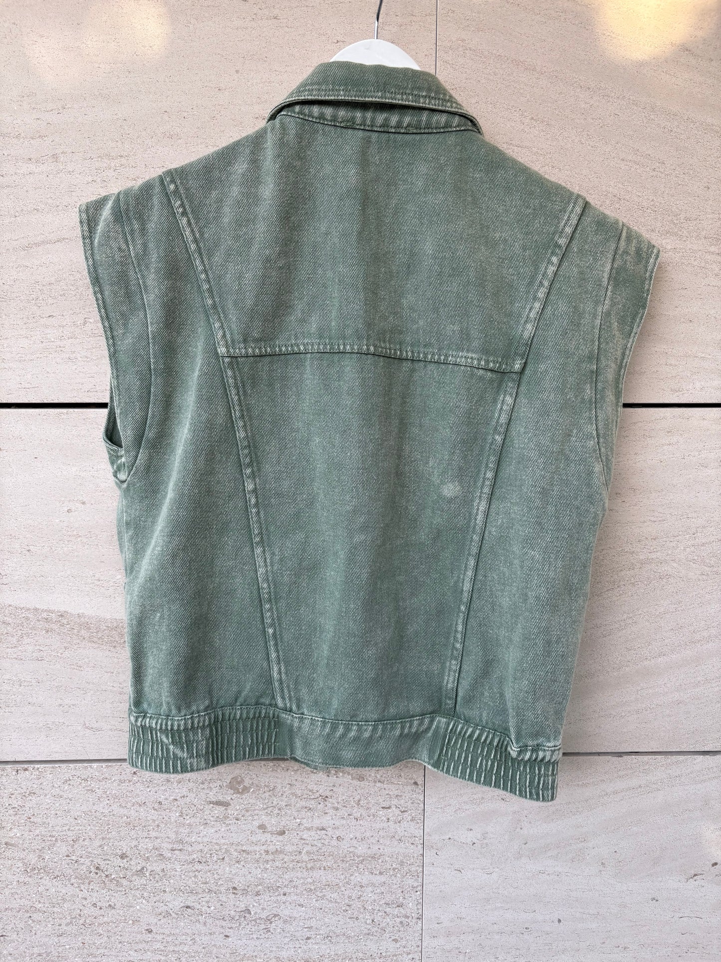 Chaleco verde denim ligero