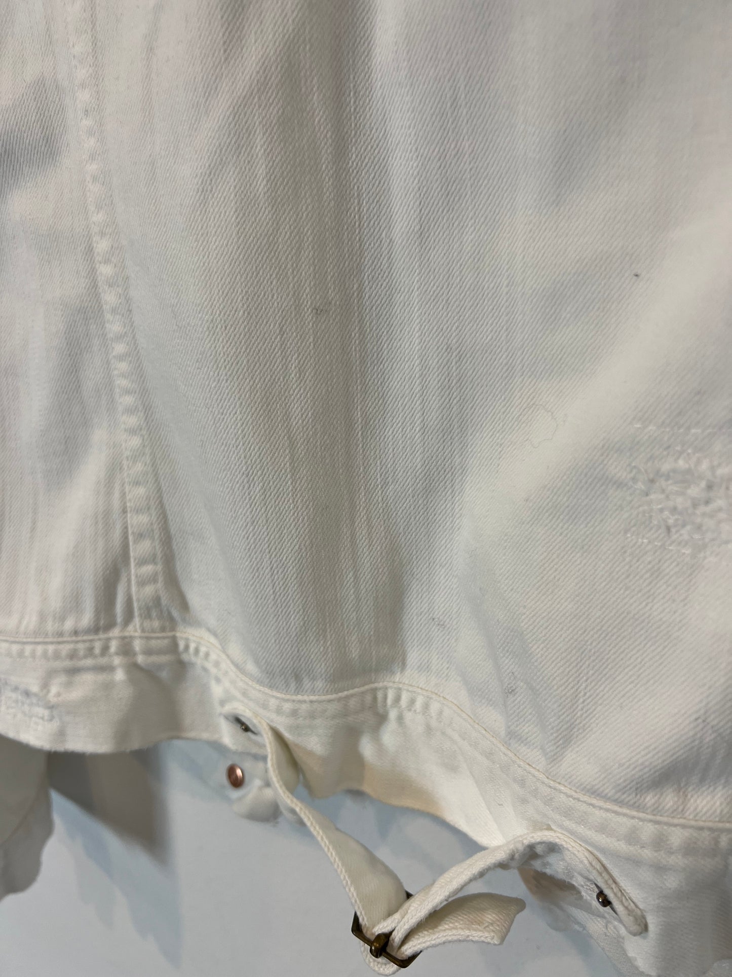 J CREW. Cazadora denim blanca. T S
