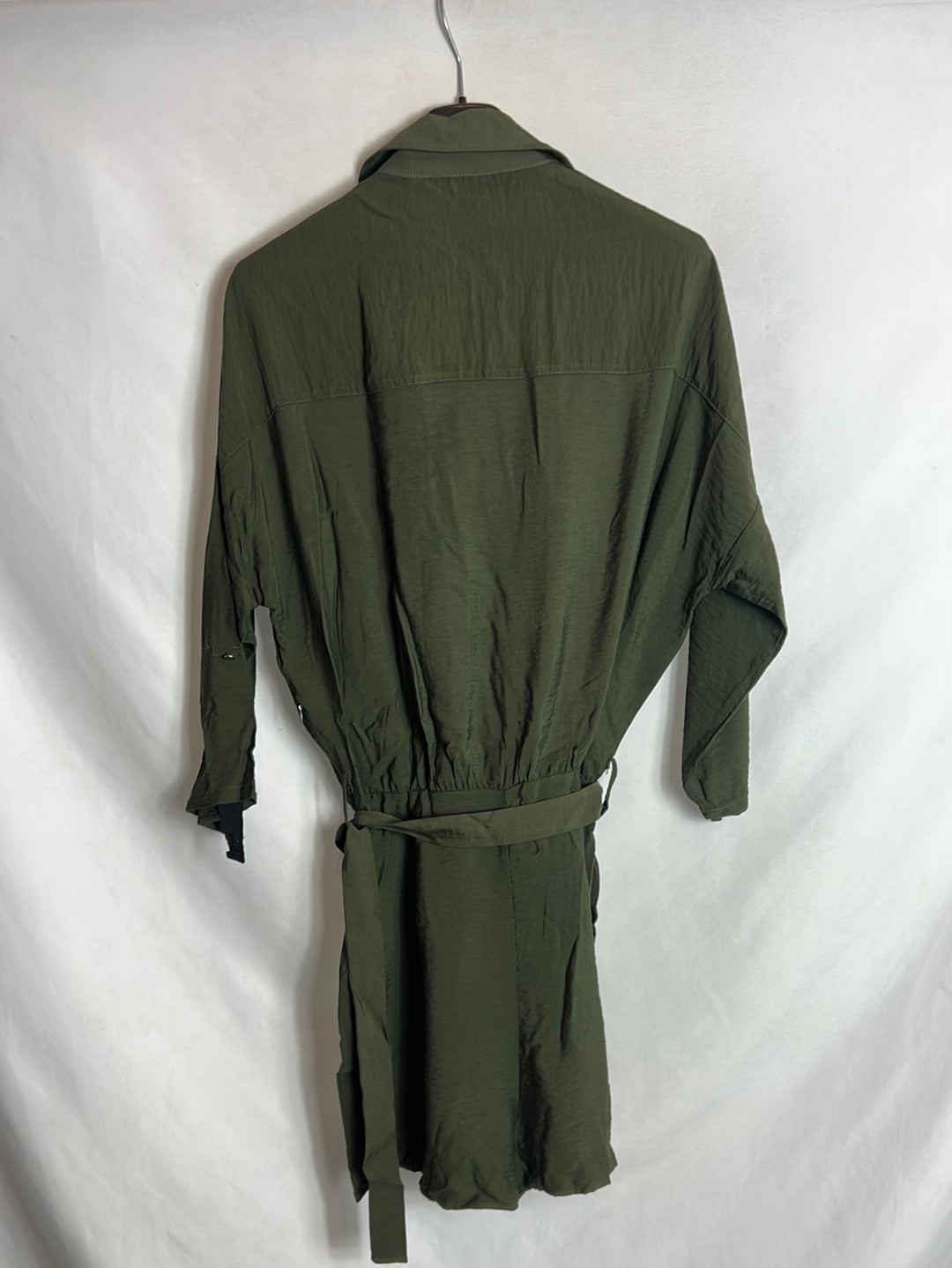 ZARA. Mono verde corto . T S