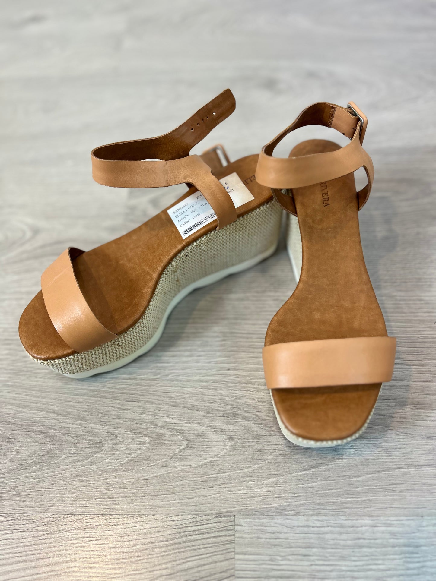 ELIAS RIVERA. Camel leather wedges, size 41