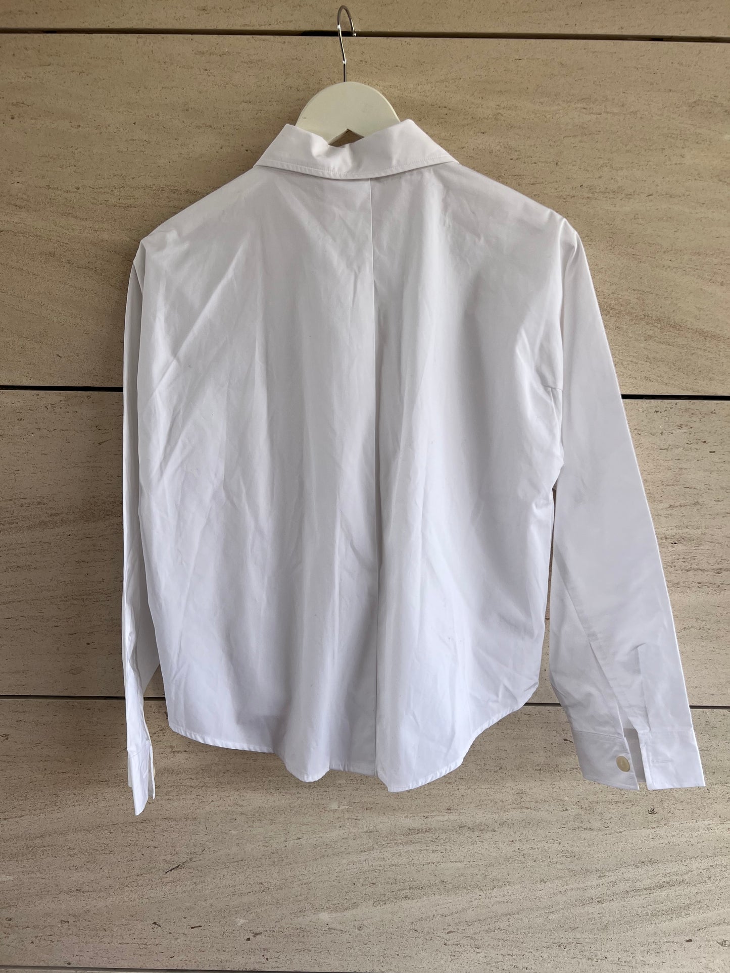 MASSIMO DUTTI. Camisa blanca bolsillo. T XS