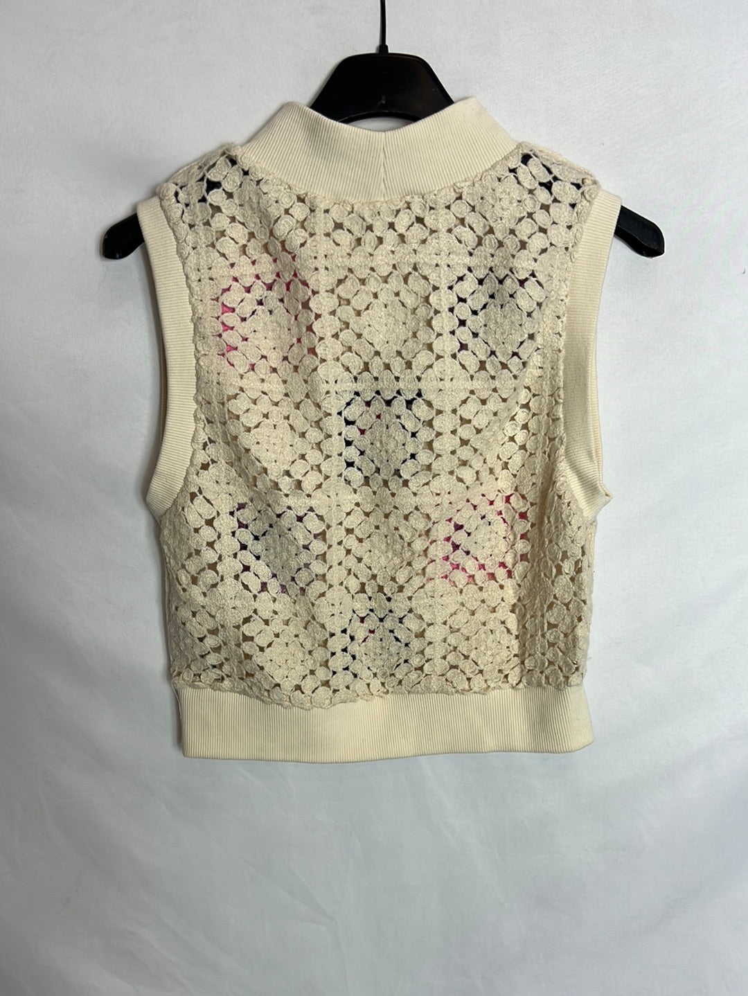 ZARA. Top punto beige parches. T S
