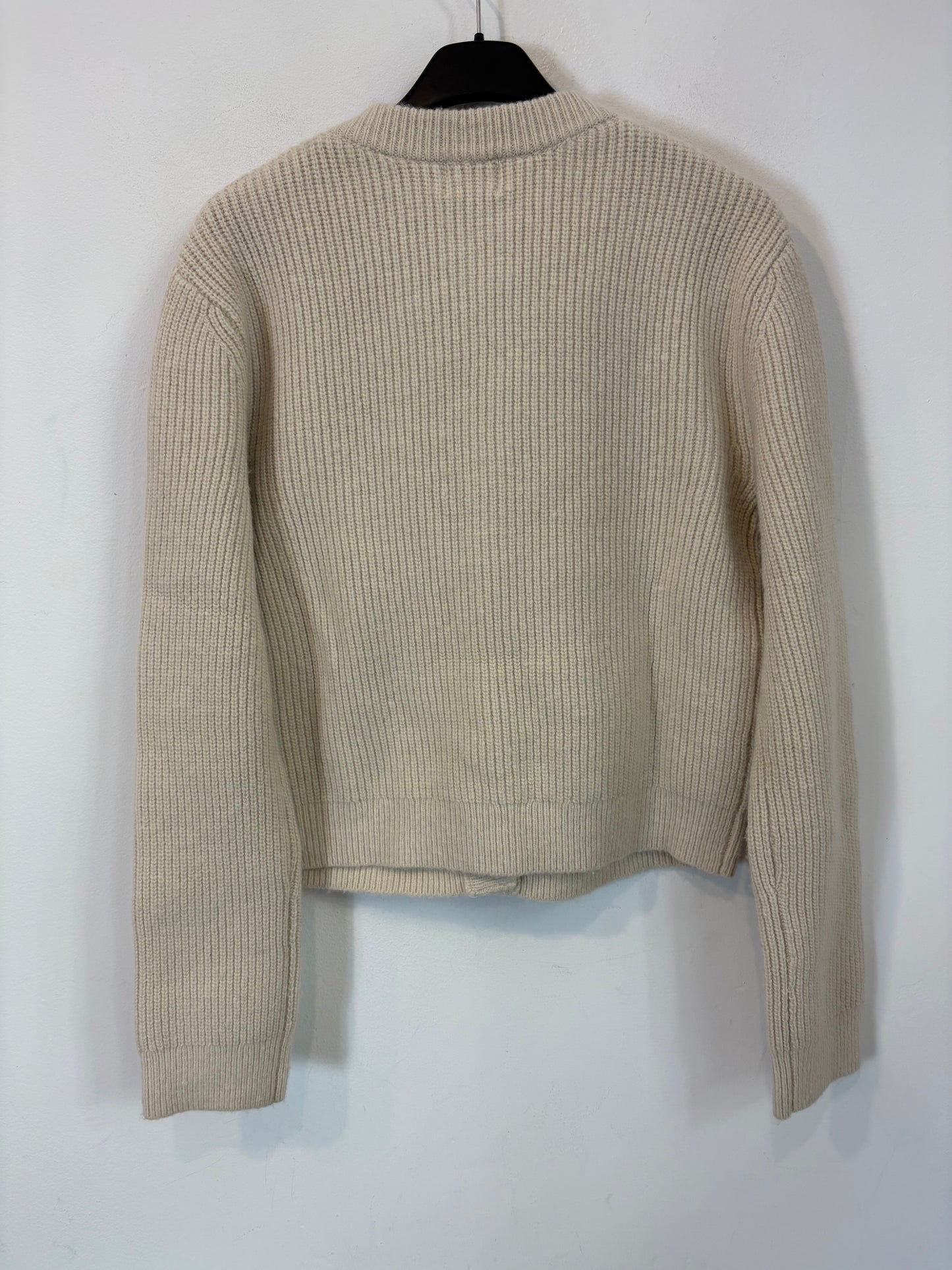 H&M. Jersey beige lazada