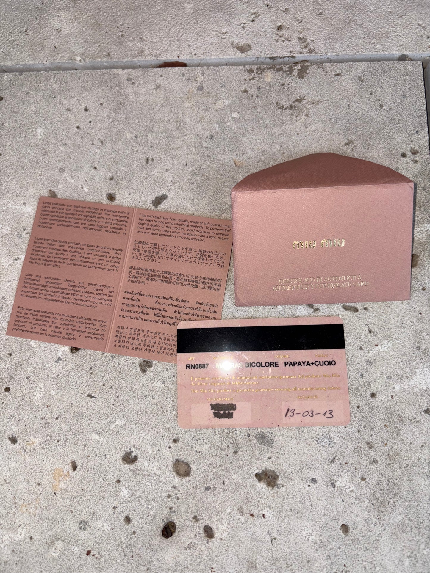 MIU MIU. Bolso tote piel bicolor