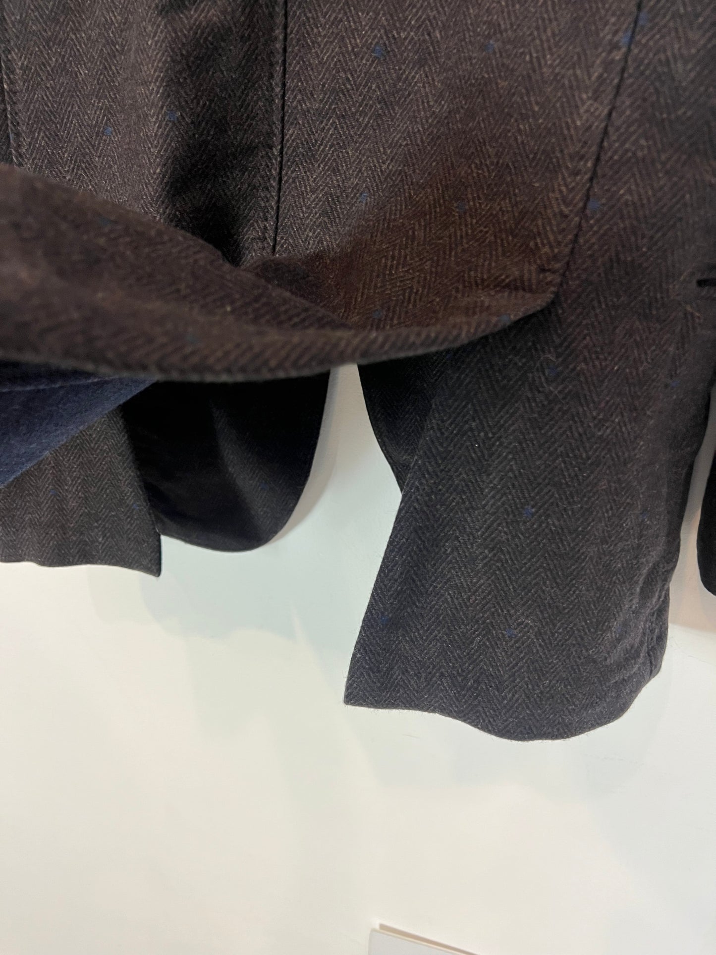 MASSIMO DUTTI. Blazer lana hombre marrón jaspeada. T L