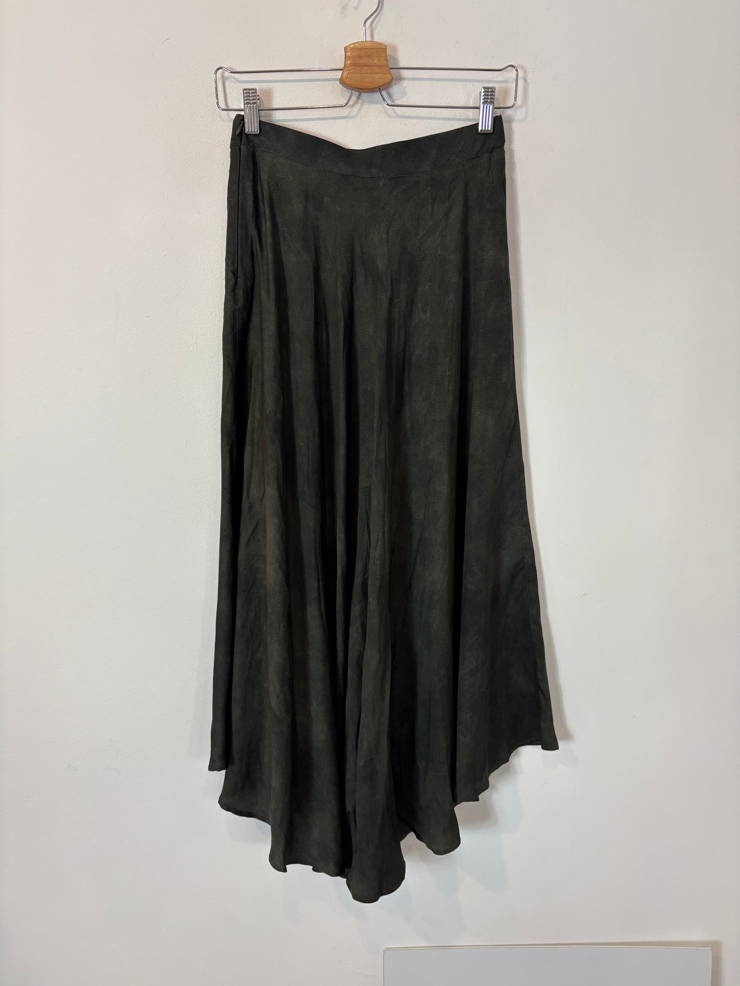 RONUALDA. Falda larga fluida