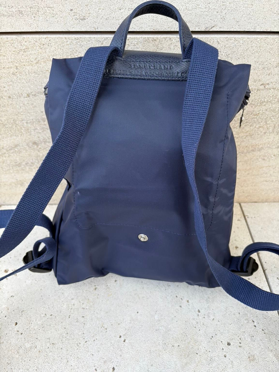 LONGCHAMP. Mochila Le Pliage en azul marino