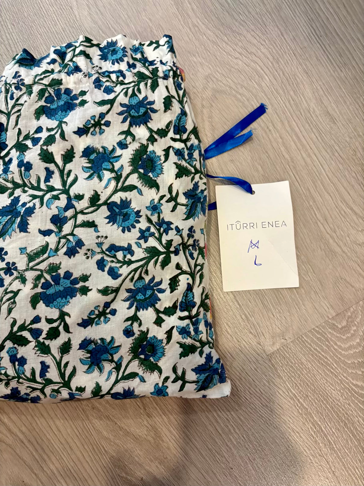 ITURRI ENEA. Conjunto pijamero flores azules y cuadros (varias tallas)
