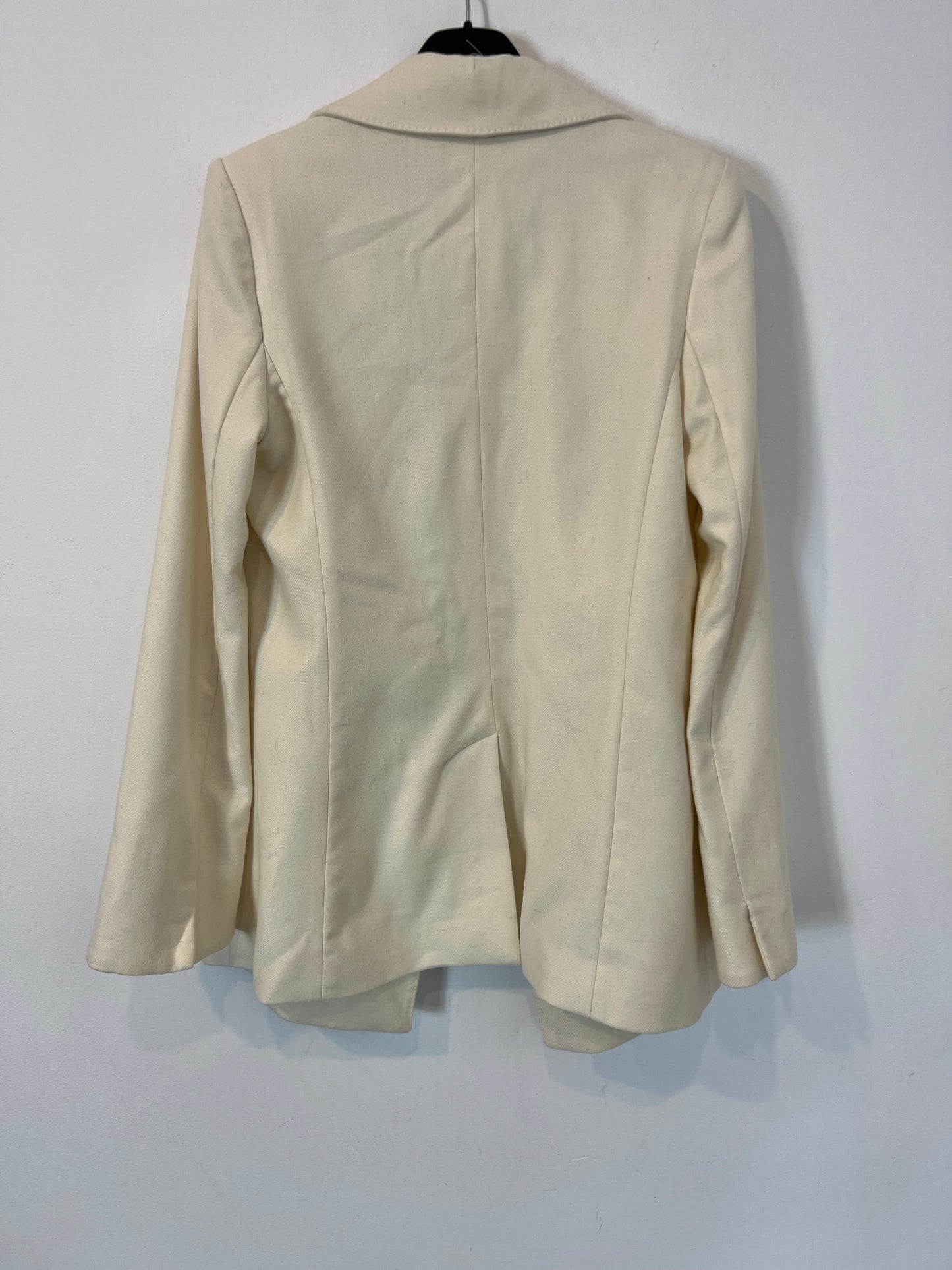 MANGO. Blazer color crudo textura. T 36