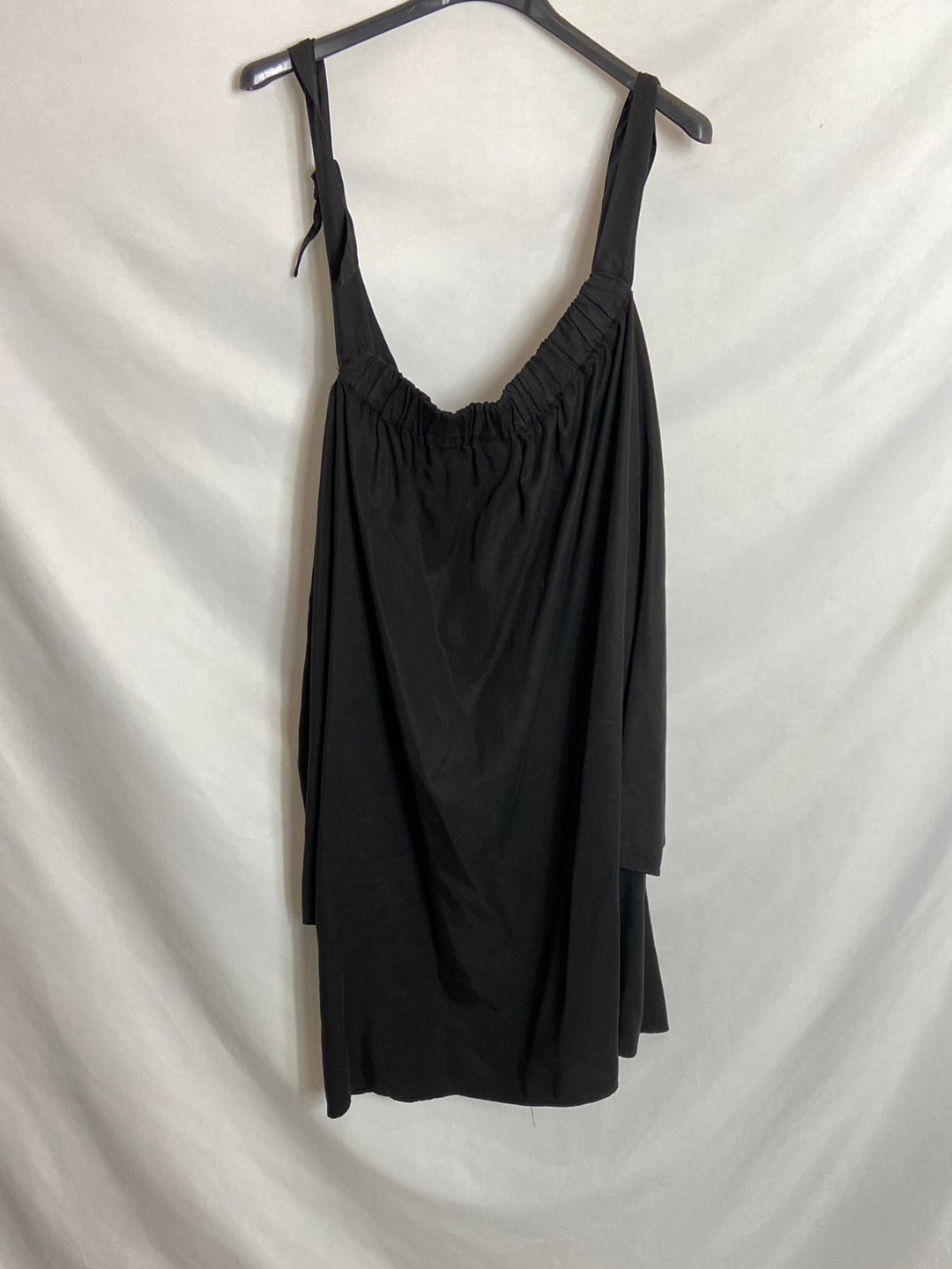 ZARA. Black mini dress Tl