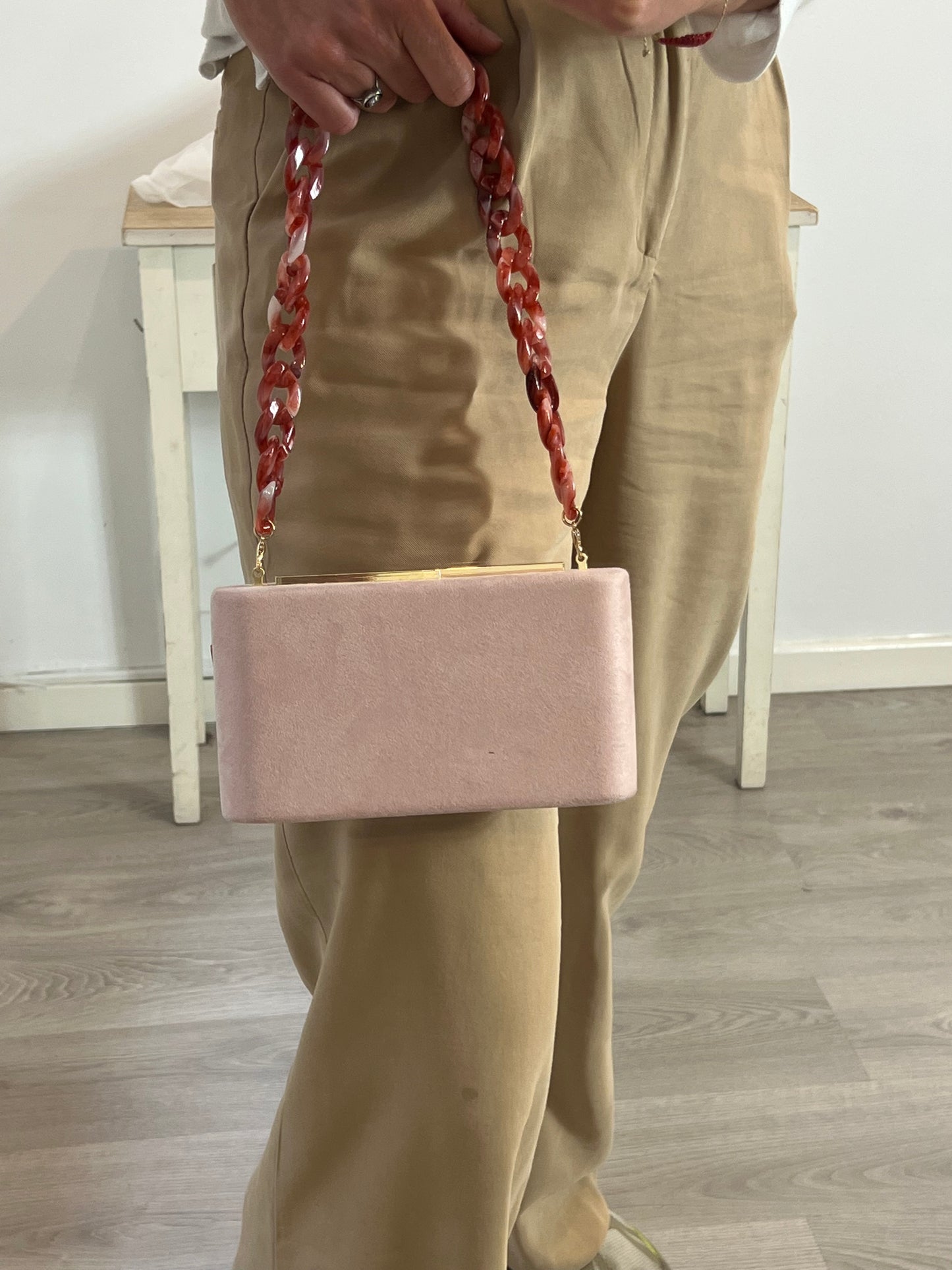 PACO MARTINEZ. Bolso rígido textura doble asa