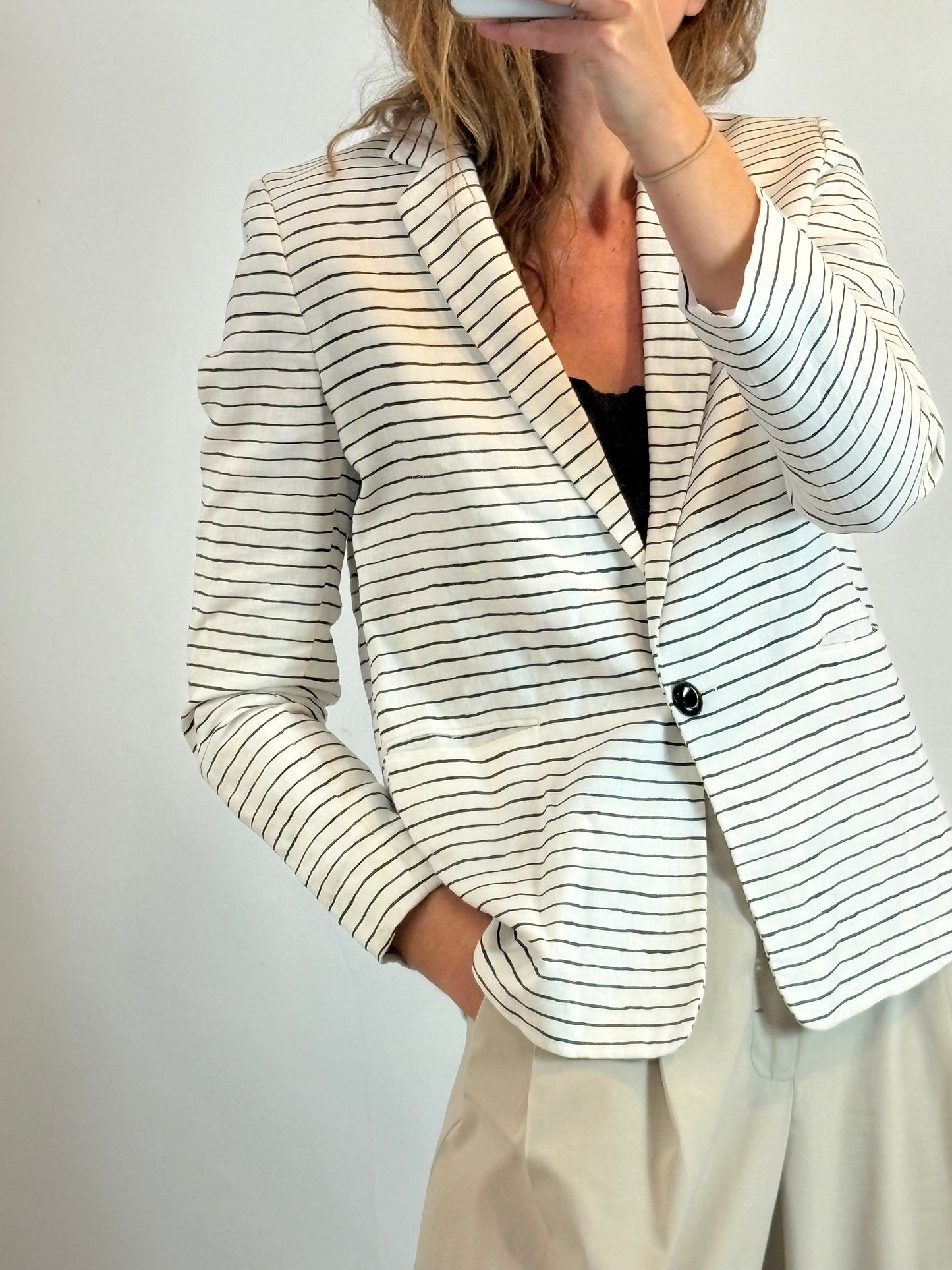 ACNE STUDIOS. Blazer lino blanca rayas textura