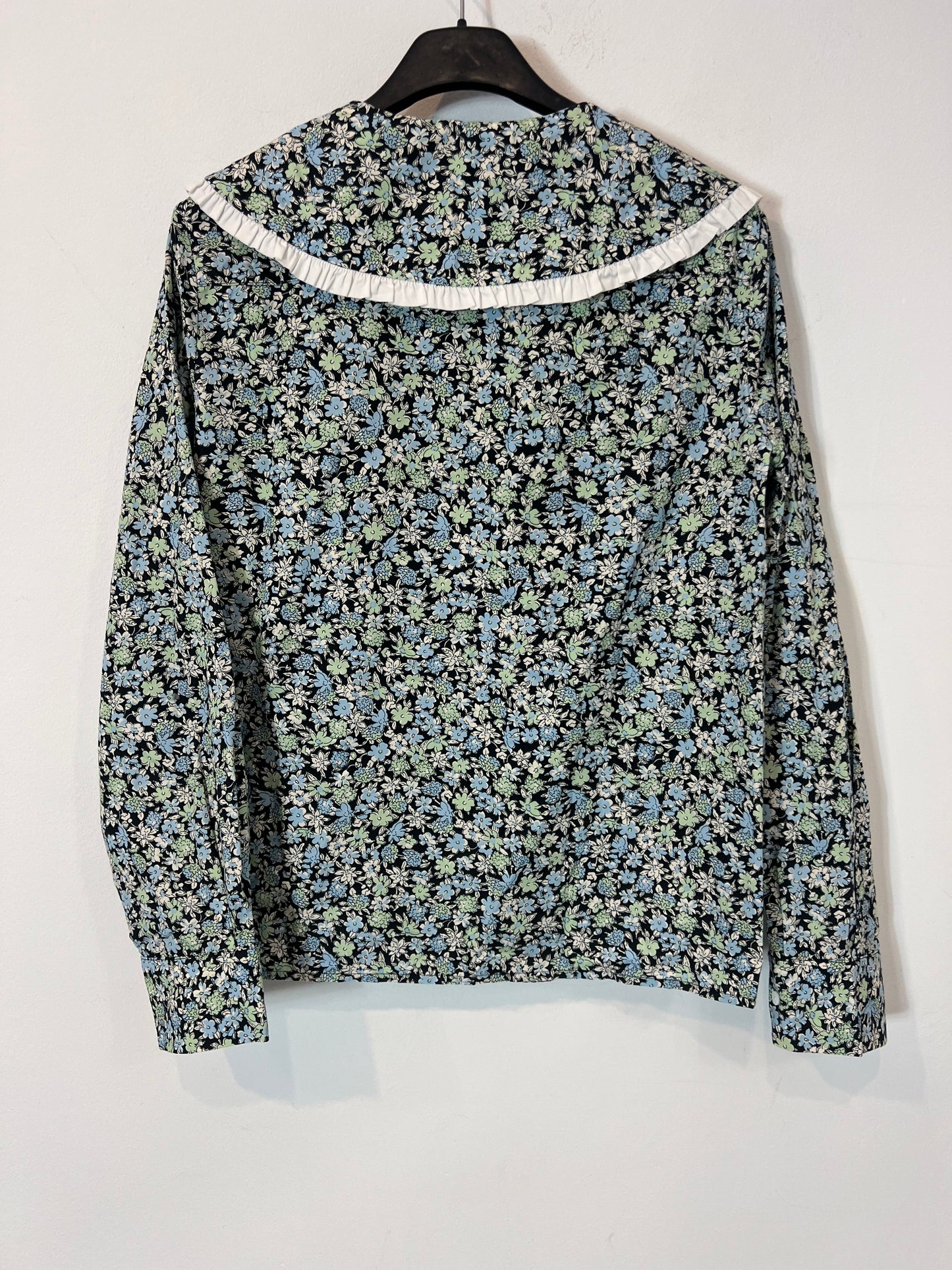 MAJE. Floral blouse with neck detail. Size 1 (XS)
