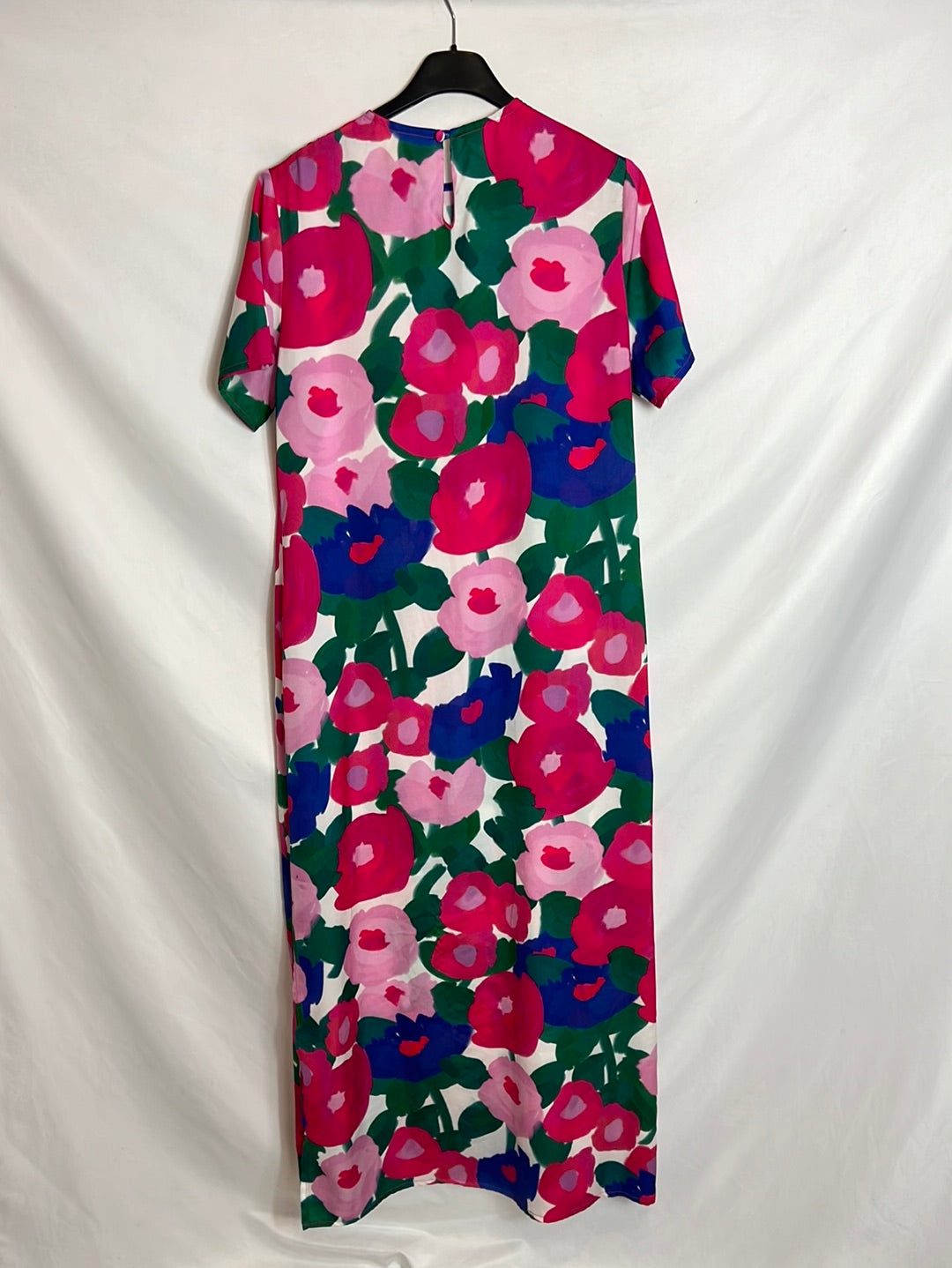 BYAN. Flowy floral mido dress. TS (Tara)