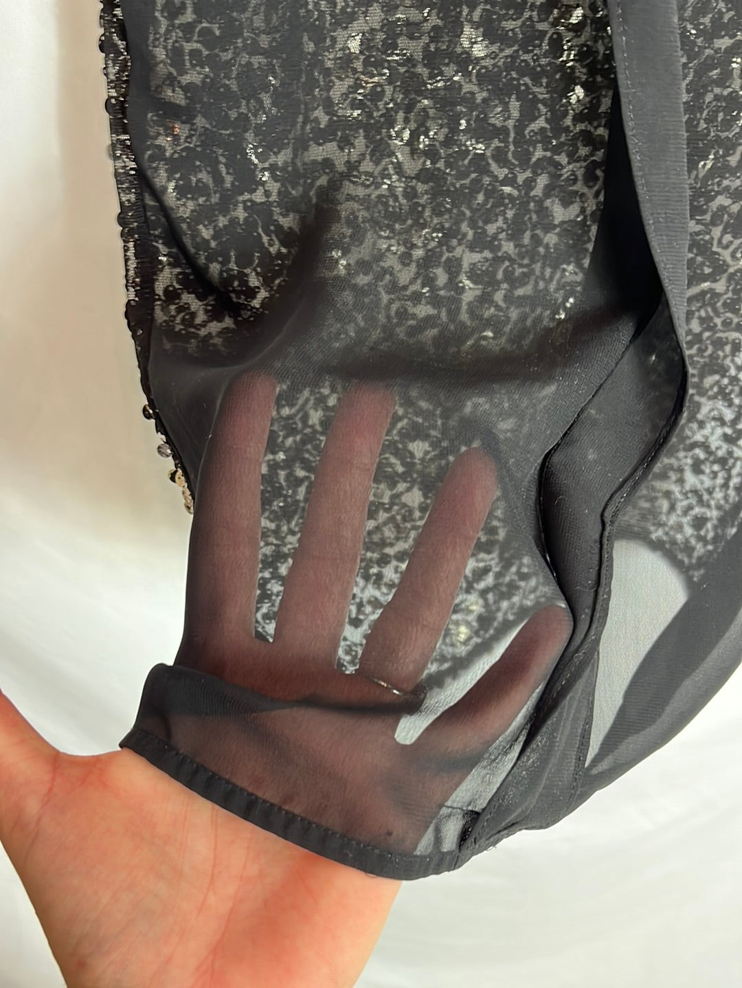 OTHERS. Black semi-sheer sequin top. TS/M
