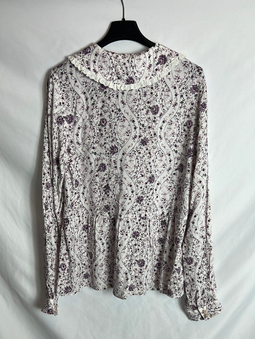 OTHERS. Printed flowy blouse. TM