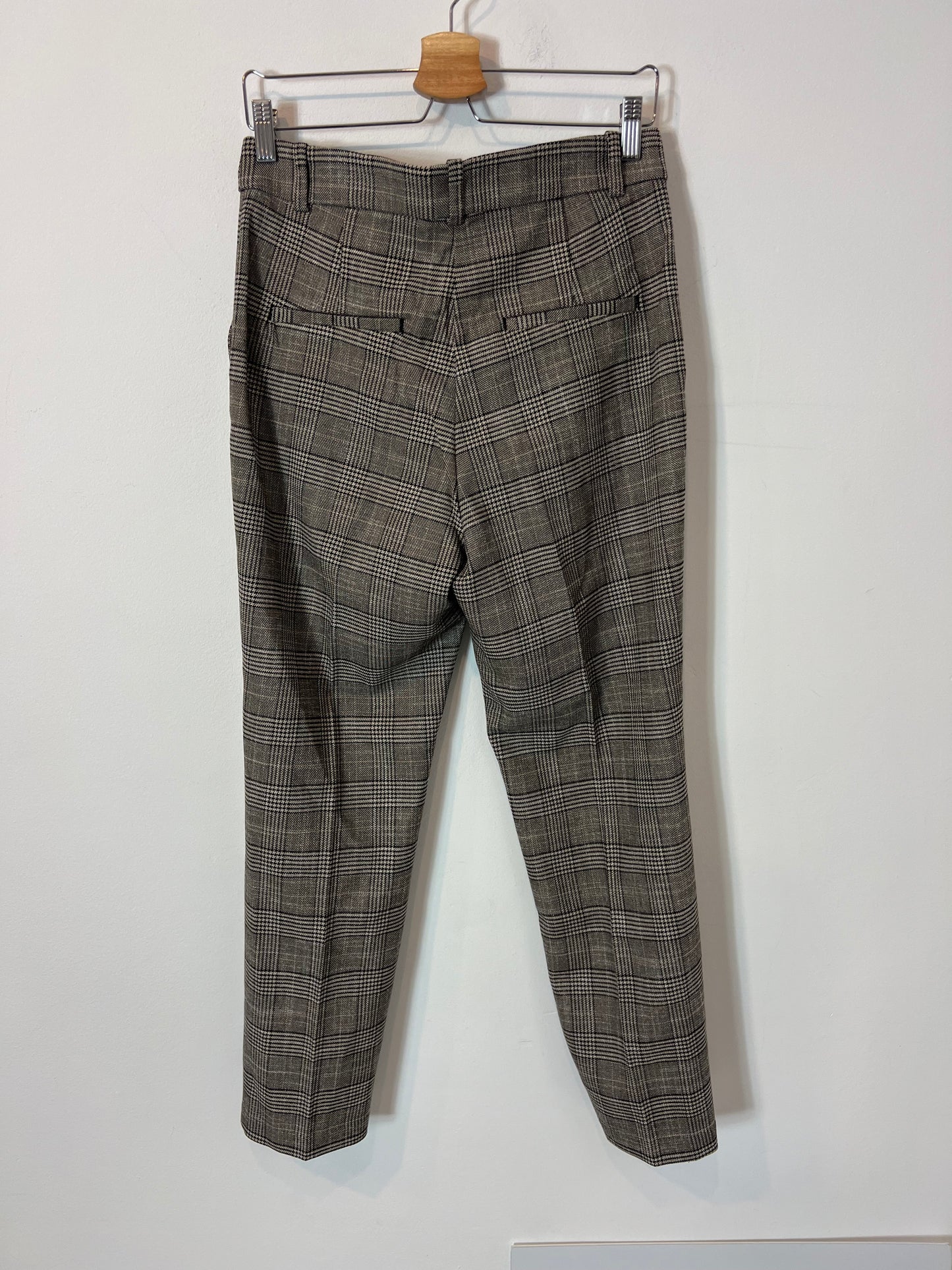 H&M. Pantalón pata de gallo T.40